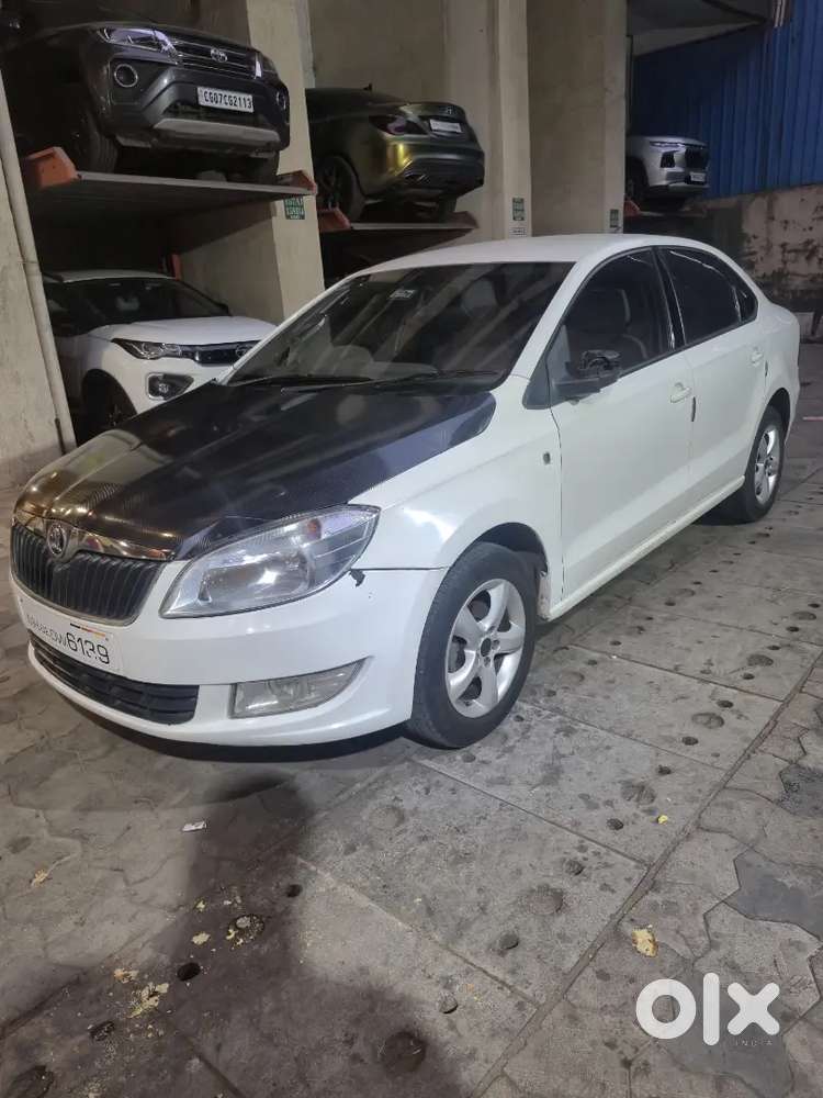 Skoda Rapid 2015 Petrol 104600 Km Driven