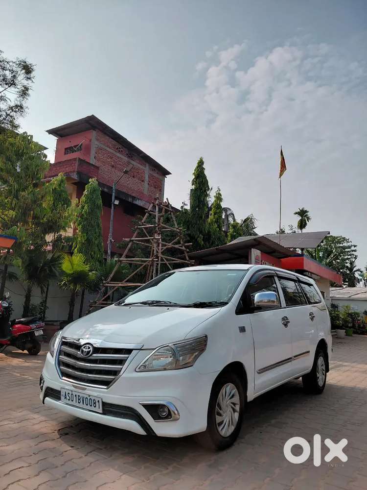 Toyota Innova 2015 Diesel Well Maintained