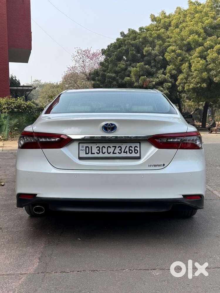 Toyota Camry 2.5 Hybrid, 2023, Petrol