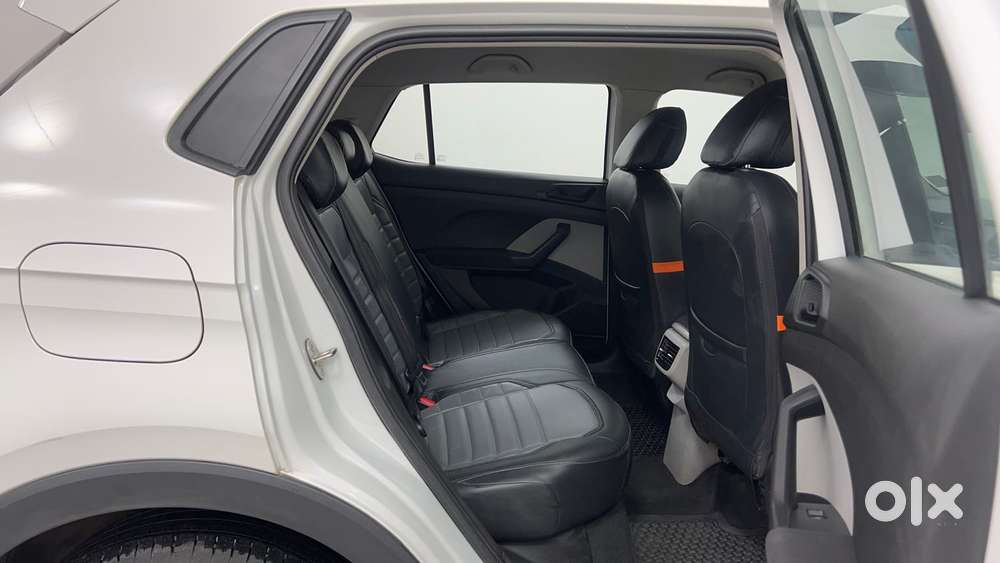 Skoda Kushaq Active 1.0 Tsi Mt, 2022, Petrol