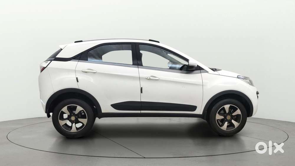 Tata Nexon 1.2 Revotron Xz Plus, 2018, Petrol