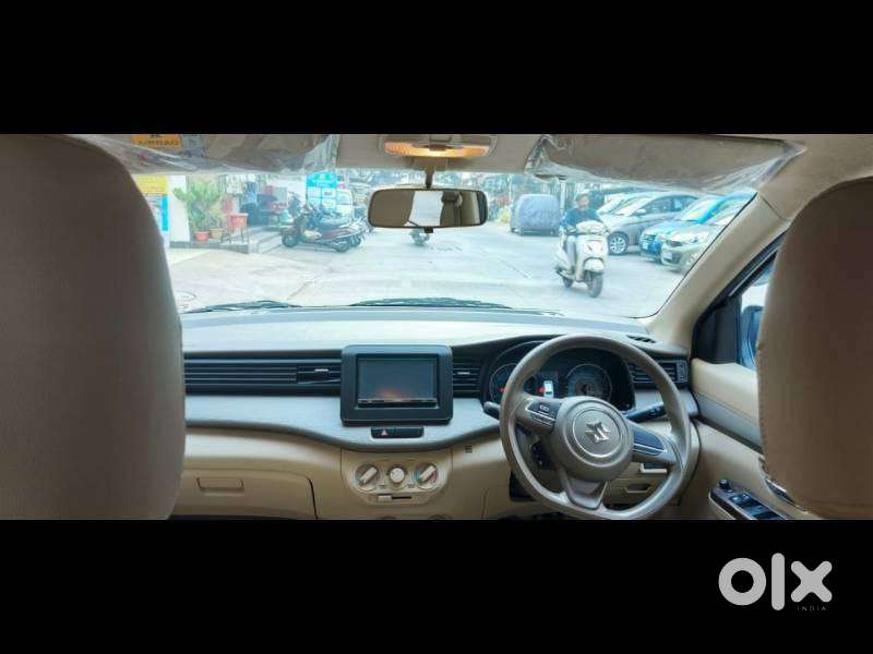 Maruti Suzuki Ertiga 1.5 Vxi, 2021, Petrol