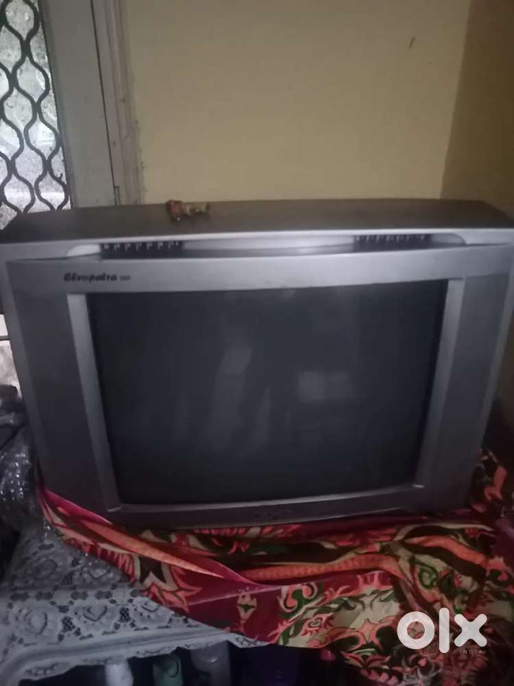 Old TV in working condition