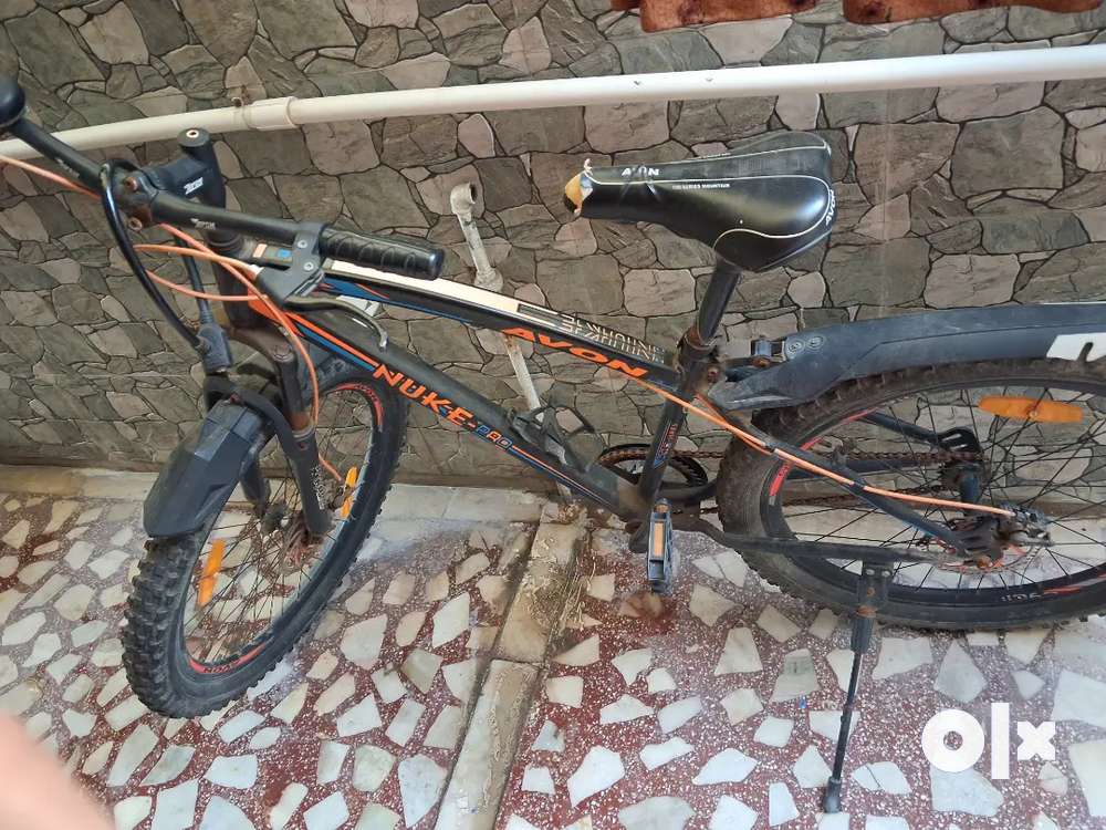 AVON NUKE PRO CYCLE 100 SERIES MOUNTAIN IN BRAND NEW CONDITION Bicycles 1789569485