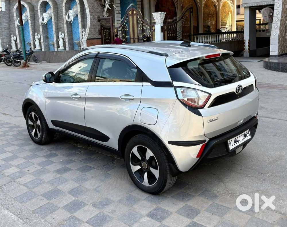 Tata Nexon Pure 1.2 Revotron Petrol 6 Mt, 2019, Cng & Hybrids