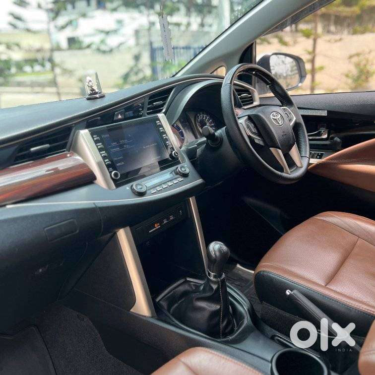 Toyota Innova Crysta 2.4 V, 2023, Diesel