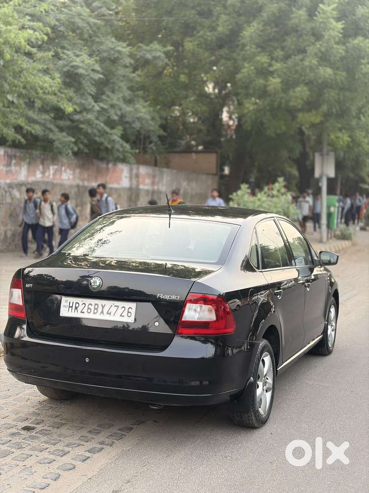 Skoda Rapid 1.6 Mpi Ambition, 2013, Petrol
