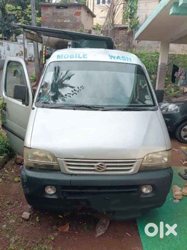 Maruti Suzuki Versa 2010 Petrol