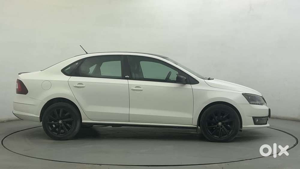 Skoda Rapid 1.0 Style At, 2021, Petrol