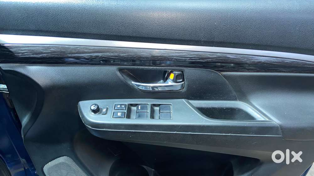 Maruti Suzuki Xl6 Alpha, 2021, Petrol