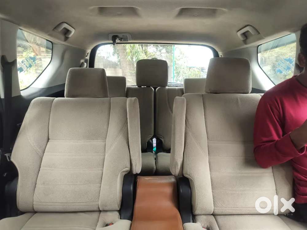 Toyota Innova Hycross 2019 Diesel 201000 Km Driven