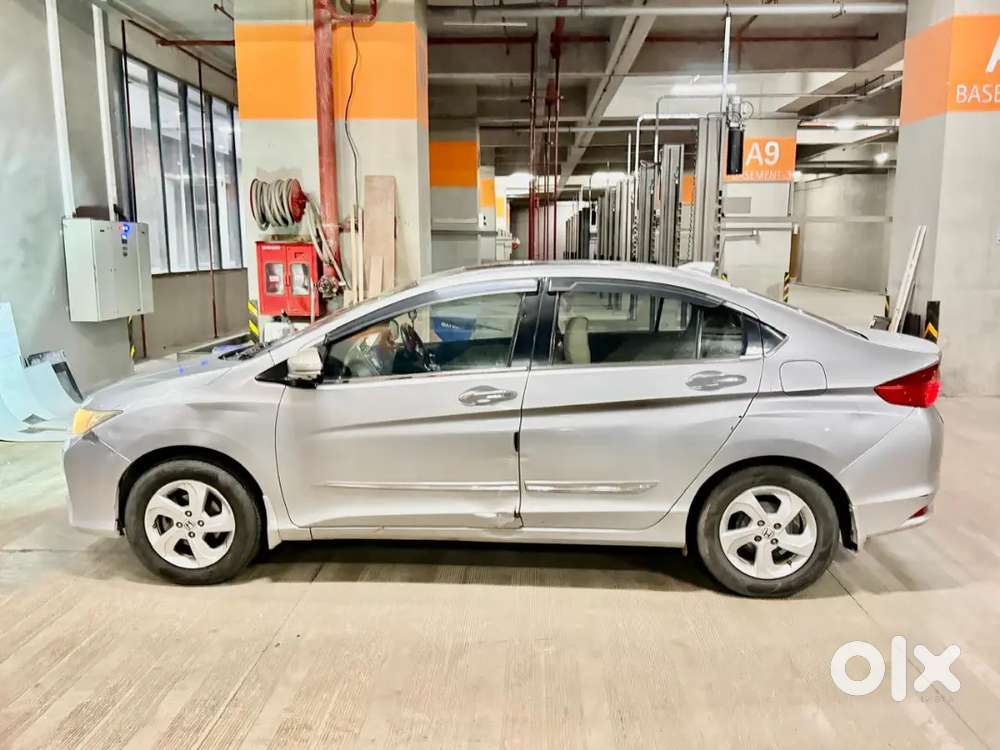 Honda City 2012 Variant Sunroof