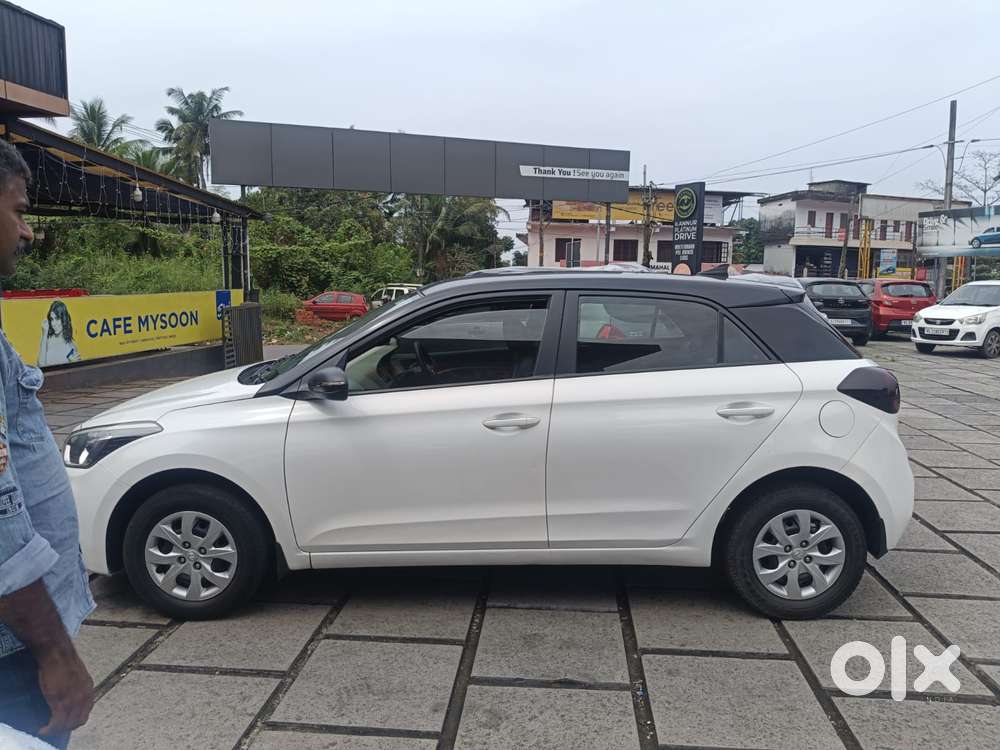 Hyundai I20 Sportz 1.2 Bs-iv, 2018, Petrol