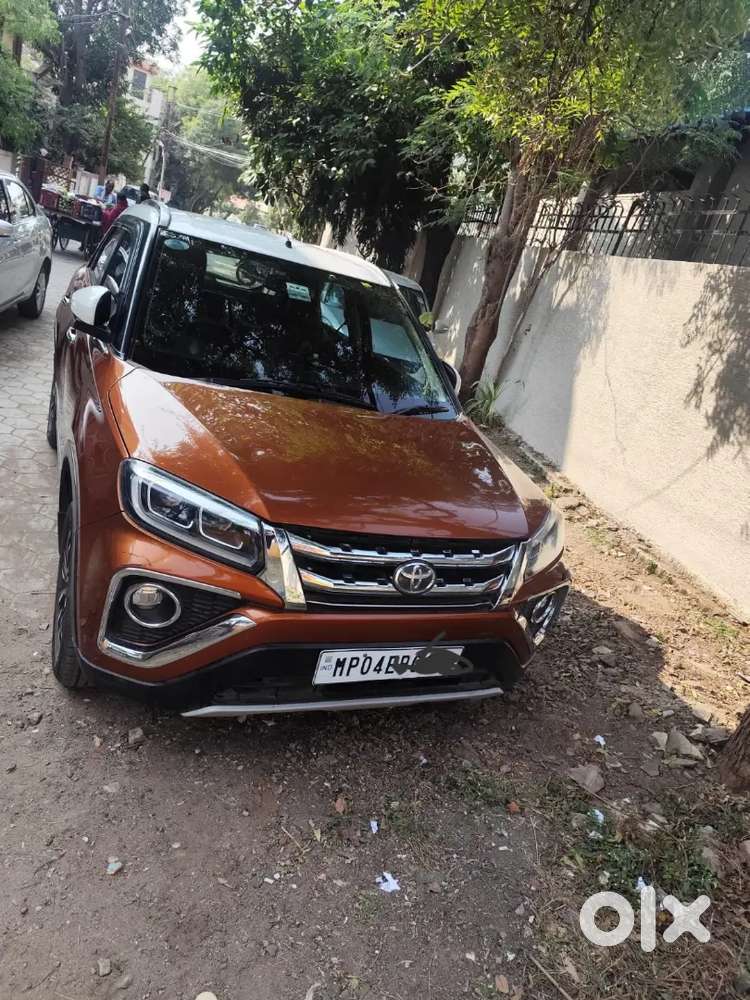 Dual Tone Top Model Automatic