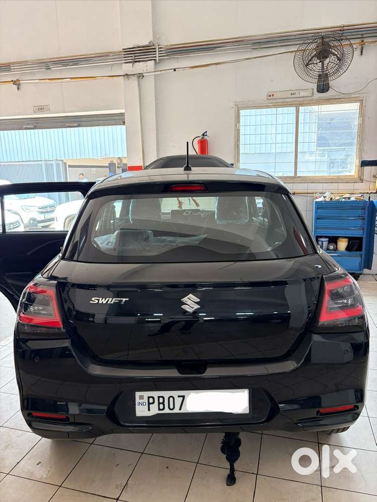 Maruti Suzuki Swift Petrol Manual Vxi 2026