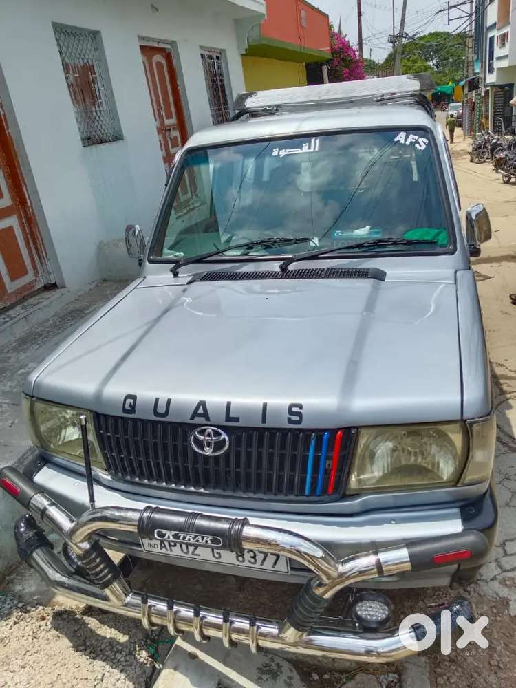 Toyota Qualis 2001 Diesel 201000 Km Driven