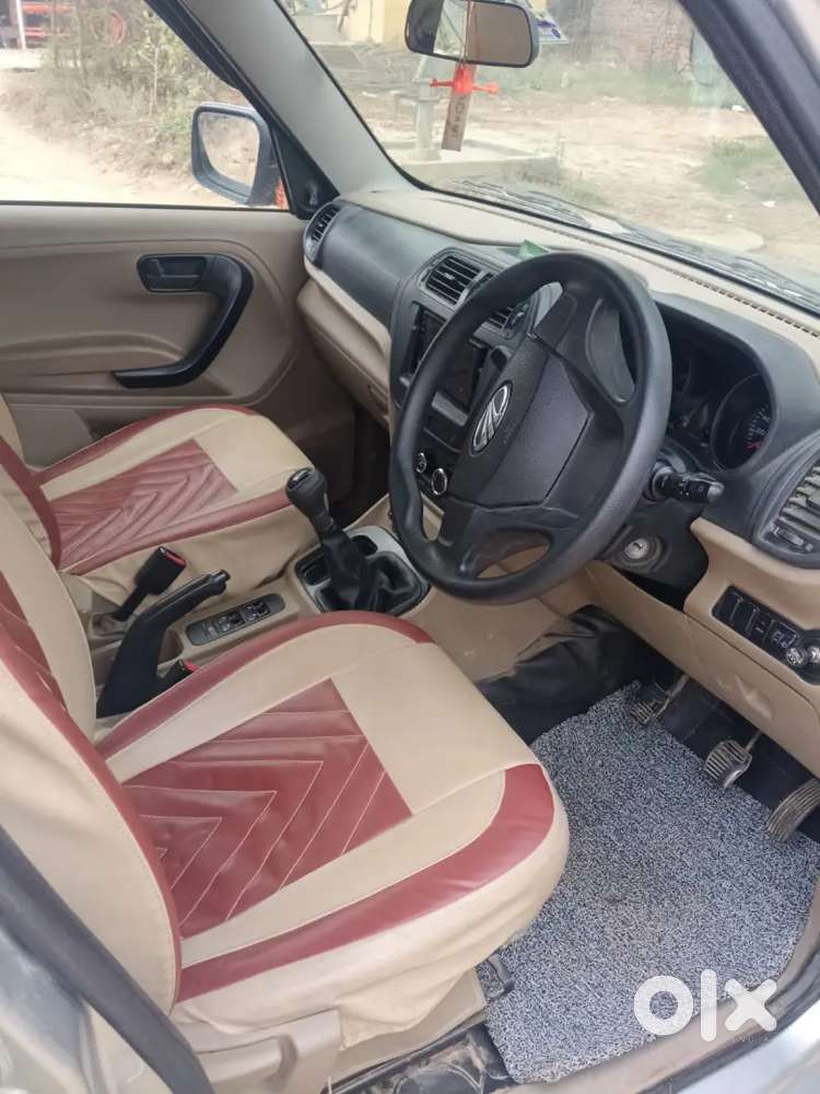 Mahindra Tuv 300 2017