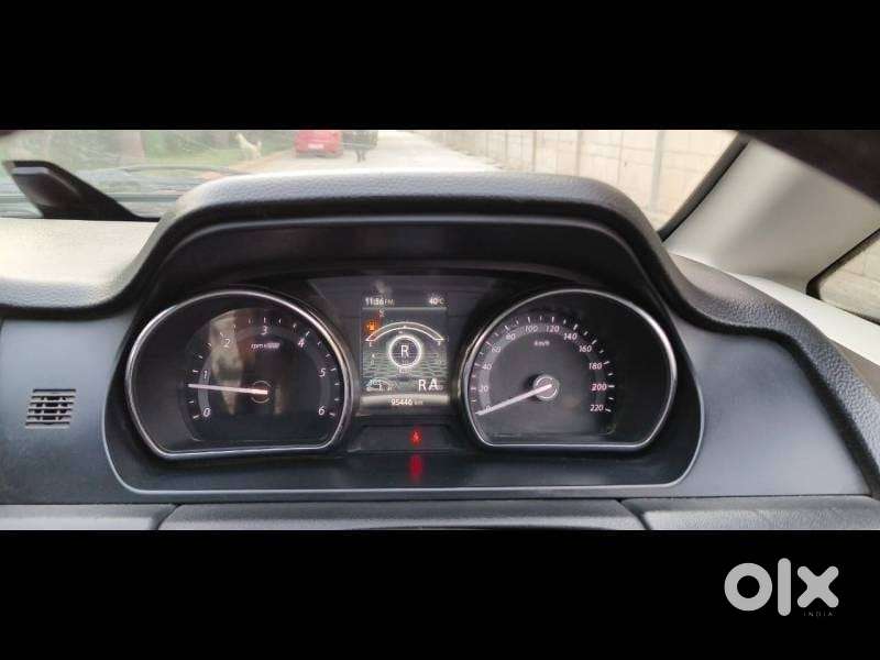 Tata Hexa 2.2 Xta 4x2 7 Str, 2017, Diesel