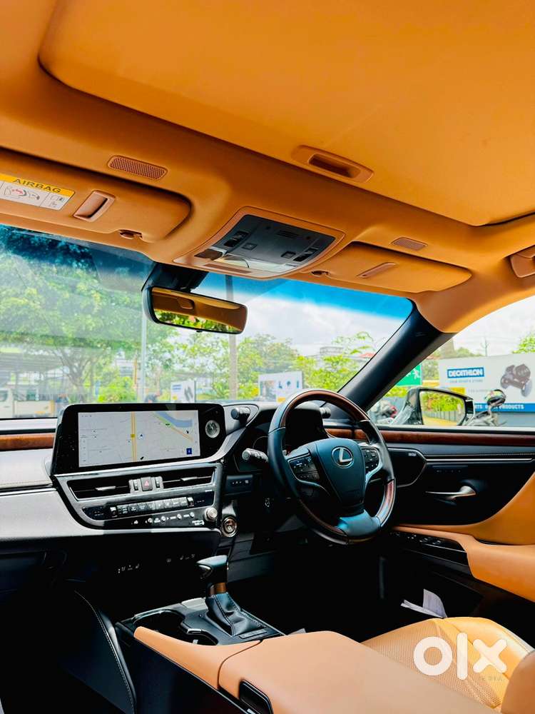 Lexus Es 2023 17000 Km Showroom Quality Petrol Hybrid