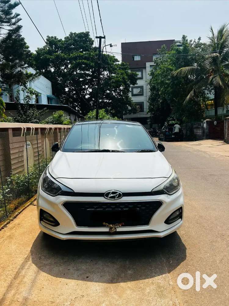 Hyundai I20 2020 Sportz Top Model Petrol Good Condition