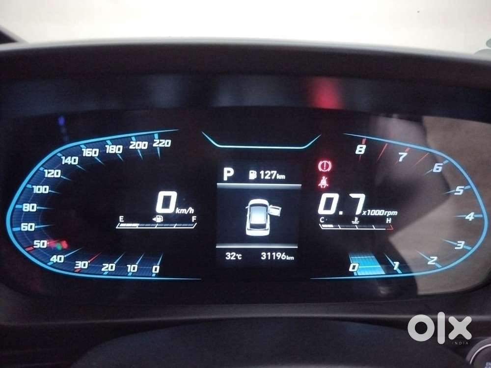 Hyundai I20 Asta (o) 1.2 Ivt, 2023, Petrol