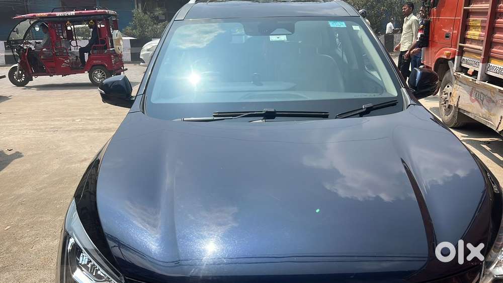 Mahindra Xuv700 Petrol 2021