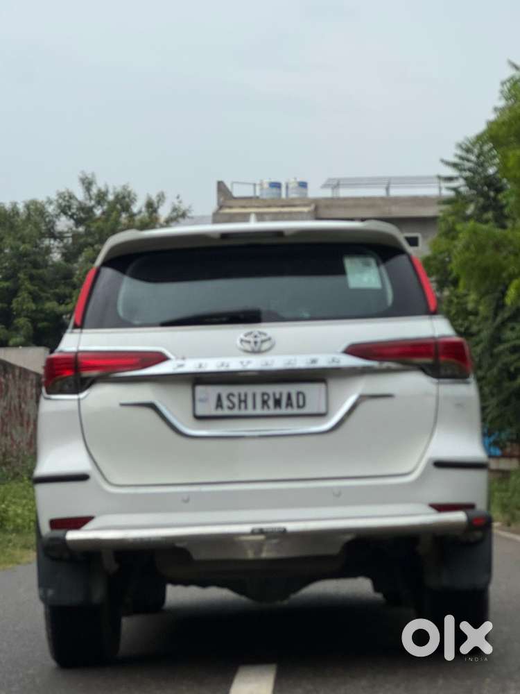 Toyota Fortuner 3.0 4x2 Automatic, 2018, Diesel
