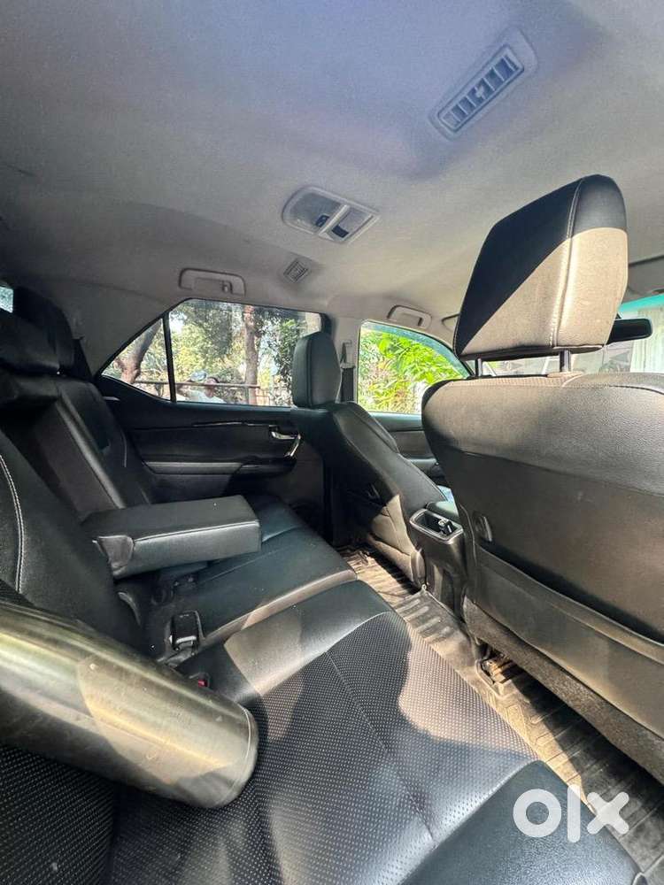 Toyota Fortuner 2023 Diesel Well Maintained