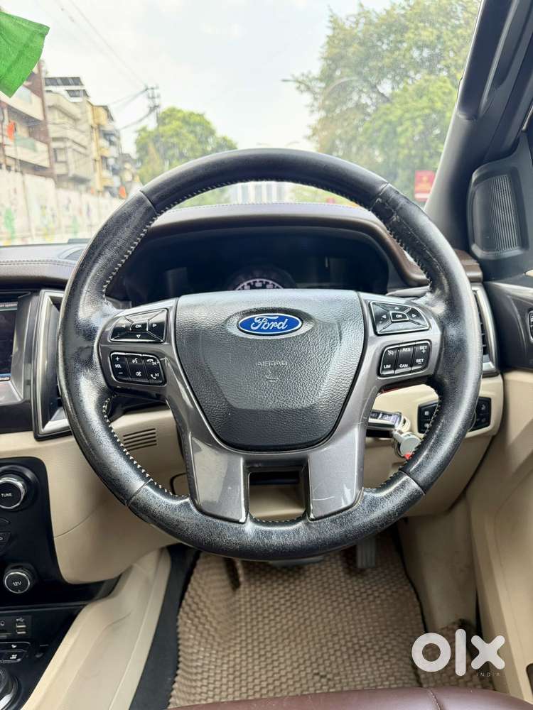 Ford Endeavour 3.2 Titanium At 4x4, 2016, Diesel
