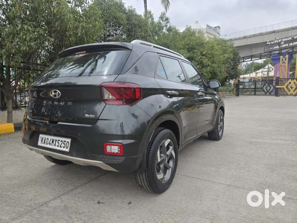 Hyundai Venue 1.0 Sx (o) Turbo Dct, 2020, Petrol