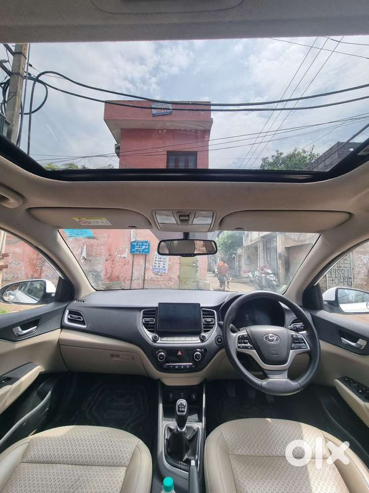 Hyundai Verna 1.5 Sx Petrol Mt, 2022, Petrol