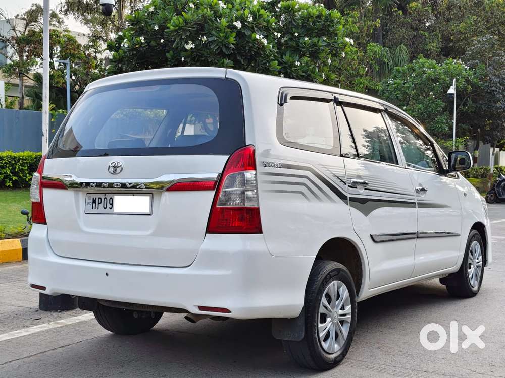 Toyota Innova 2.5 G (diesel) 7 Seater Bs Iv, 2016, Diesel