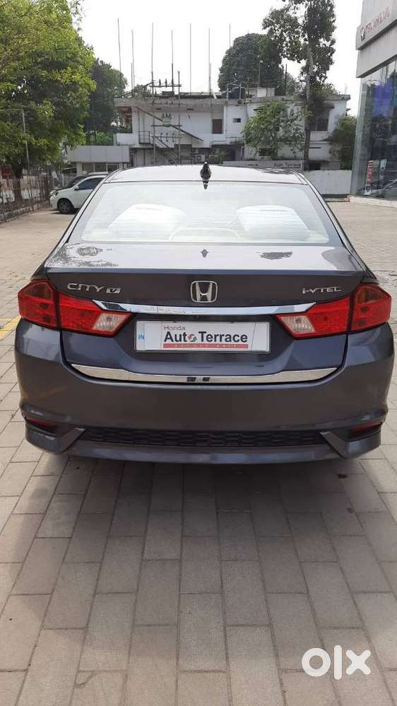 Honda City I-vtec V, 2017, Petrol