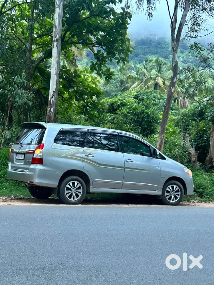 Toyota Innova 2.5 Zx 2015