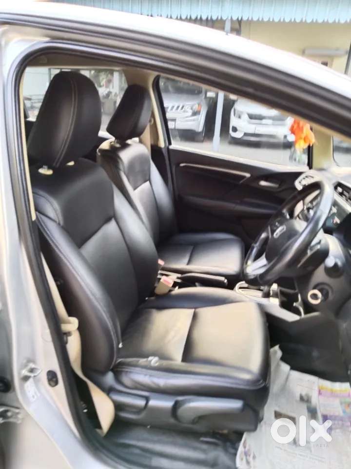 Honda Jazz V Cvt, 2016, Petrol