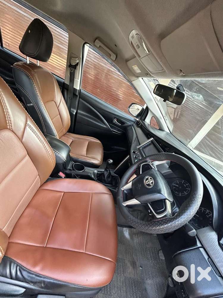 Toyota Innova Crysta Touring Sport 2.4 Mt, 2017, Diesel