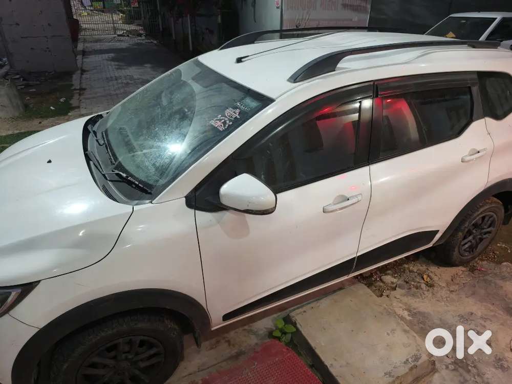Renault Triber 2021 Petrol Good Condition.. First Lady Owner