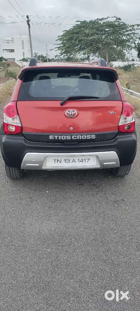 Toyota Etios Cross 2014