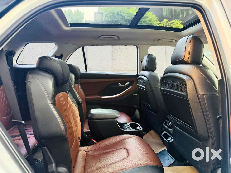 Hyundai Alcazar 2.0 Platinum (o) Petrol At 6 Str, 2023, Petrol