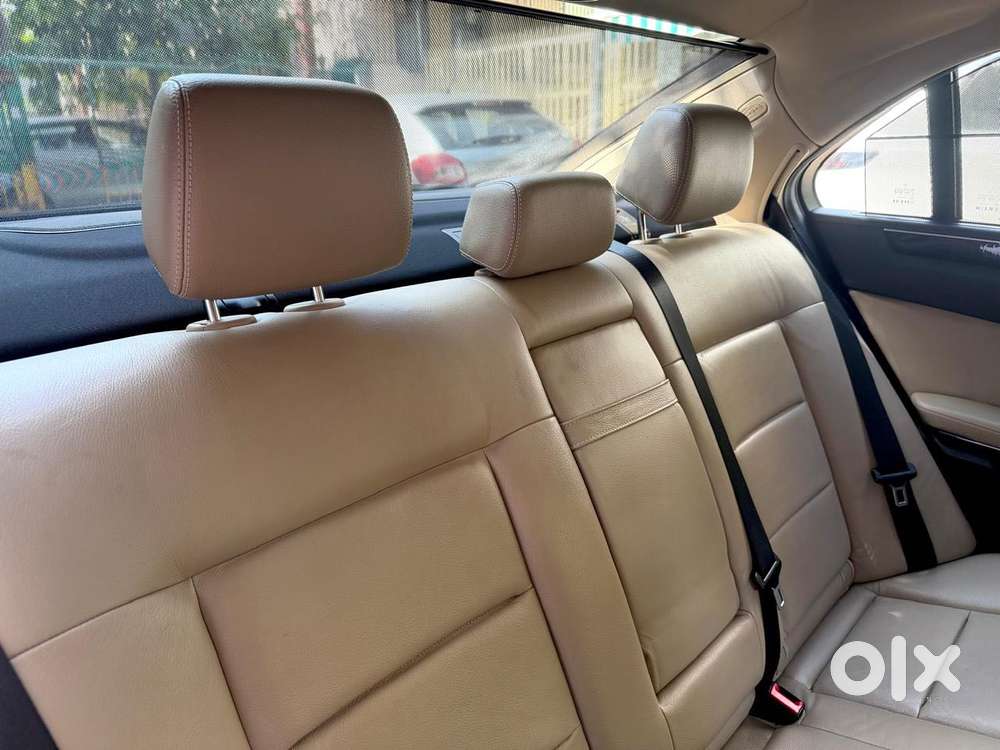Mercedes-benz E-class 3.5 E 350 Avantgarde Petrol, 2011, Petrol
