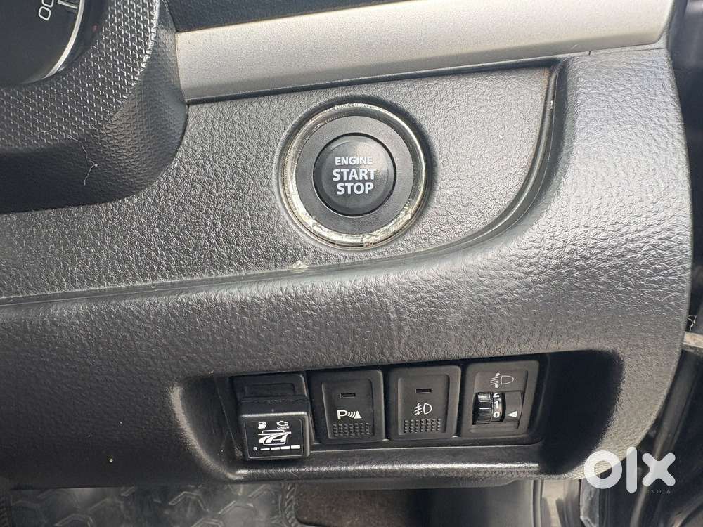 Maruti Suzuki Swift Zxi Plus Dual Tone, 2015, Petrol
