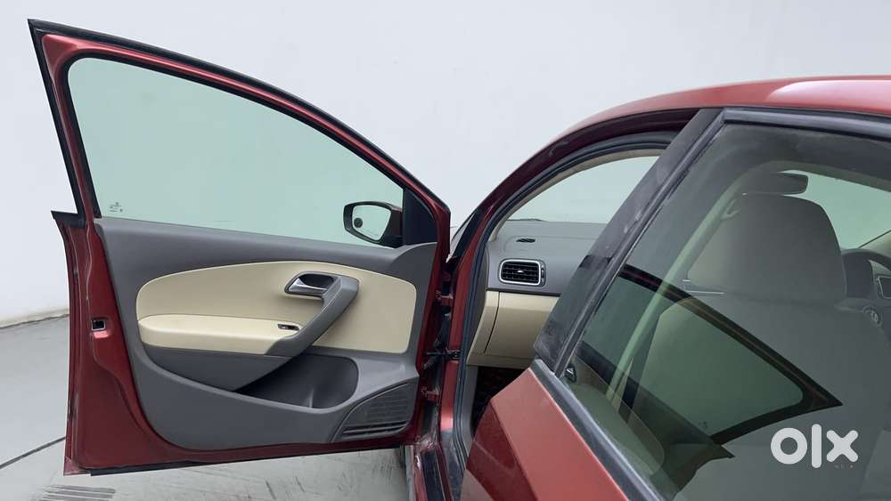 Volkswagen Vento 2010-2013 Petrol Highline At, 2021, Petrol