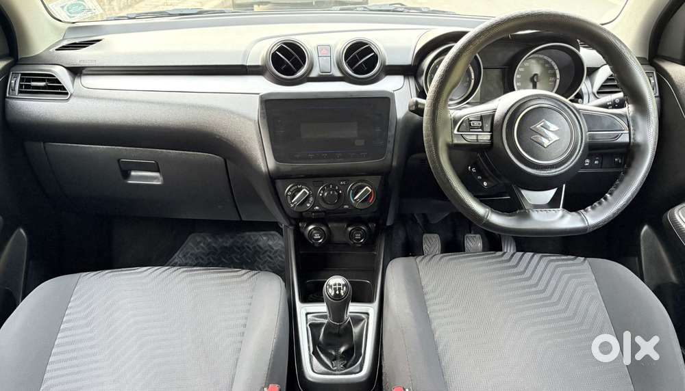 Maruti Suzuki Swift Vxi + Manual, 2022, Petrol