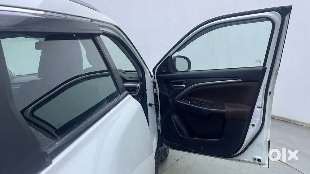 Maruti Suzuki Brezza Zxi Plus At, 2023, Petrol