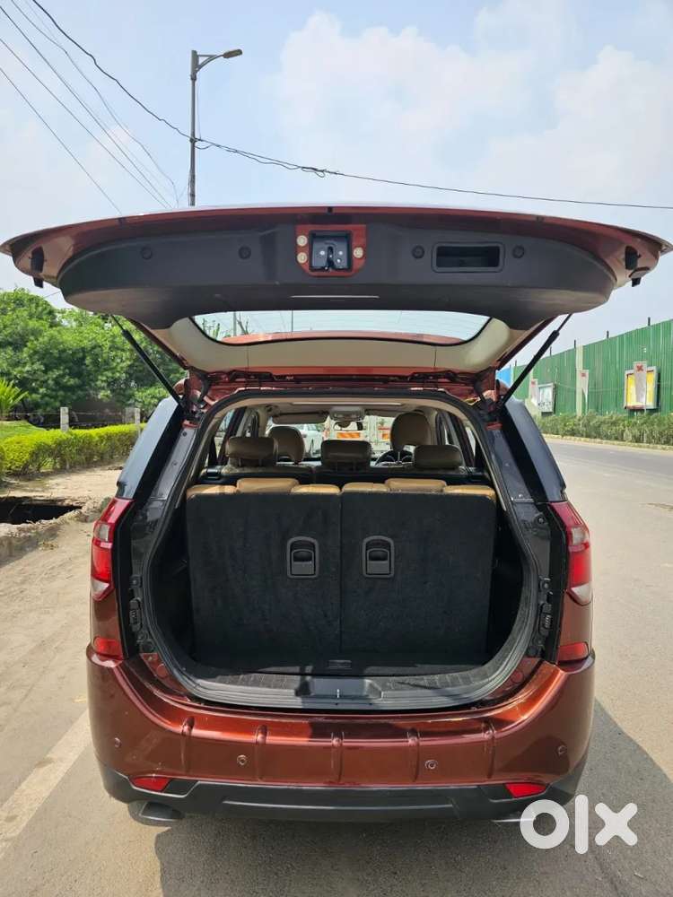 Mahindra Xuv500 W11 Option At, 2019, Diesel
