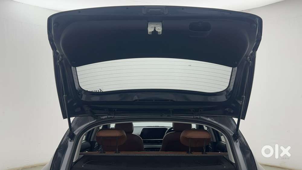 Hyundai New I20 1.2 Asta (o) Mt, 2022, Petrol