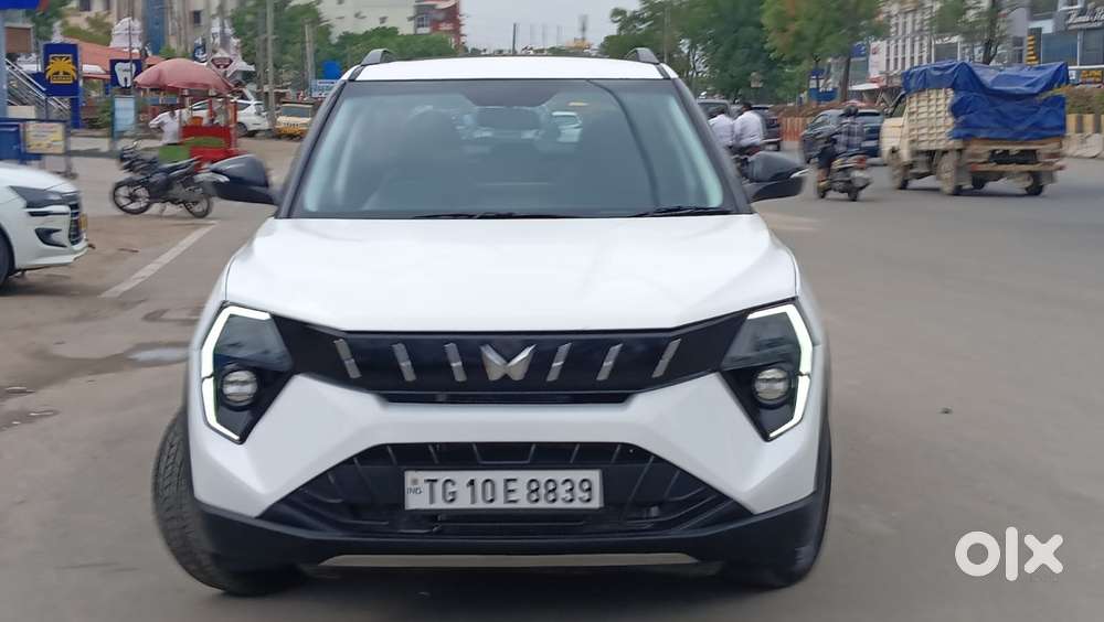 Mahindra Xuv 3xo Ax5 1.5 Diesel Autoshift Plus, 2026, Diesel