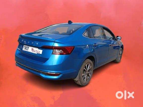 Skoda Slavia Style 1.0l Tsi At, 2022, Petrol