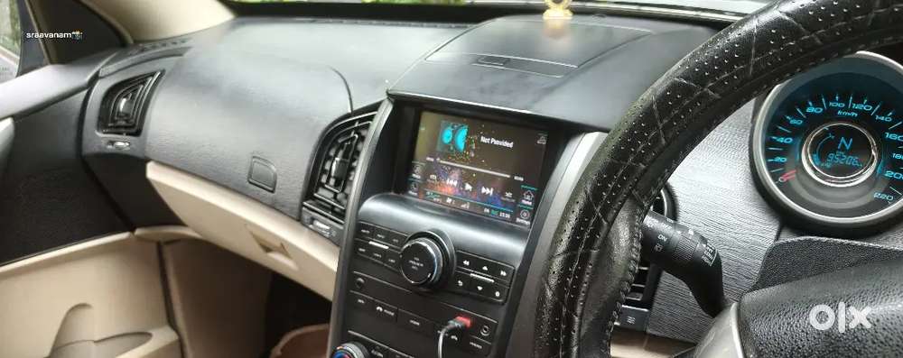 Mahindra Xuv500 W8 At 2017
