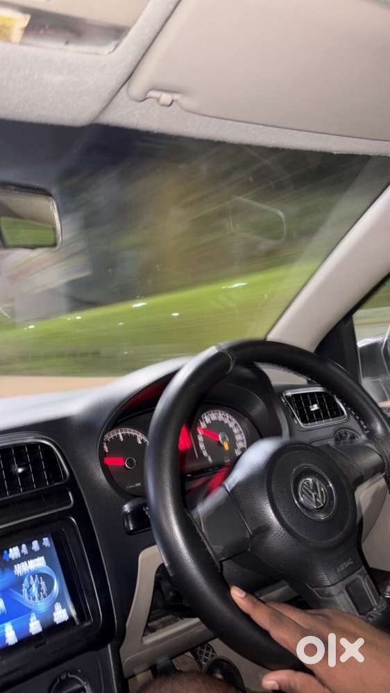 Volkswagen Polo Diesel Manual 2011